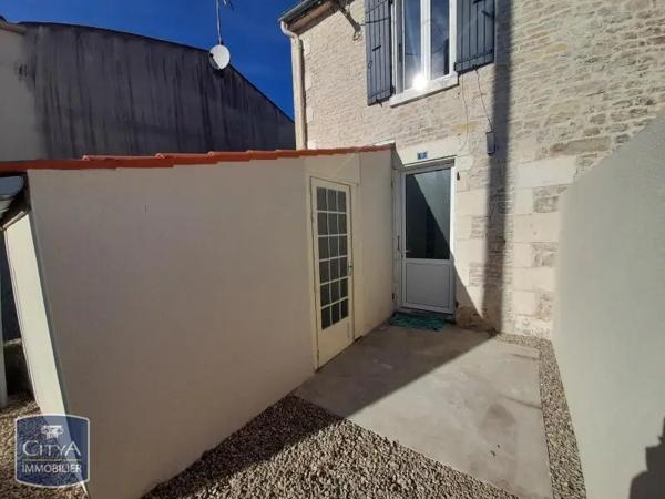 Maison à louer 3 pièces 85m² Sainte-Soulle (17220)