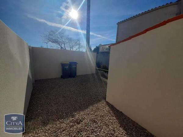 Maison à louer 3 pièces 85m² Sainte-Soulle (17220)
