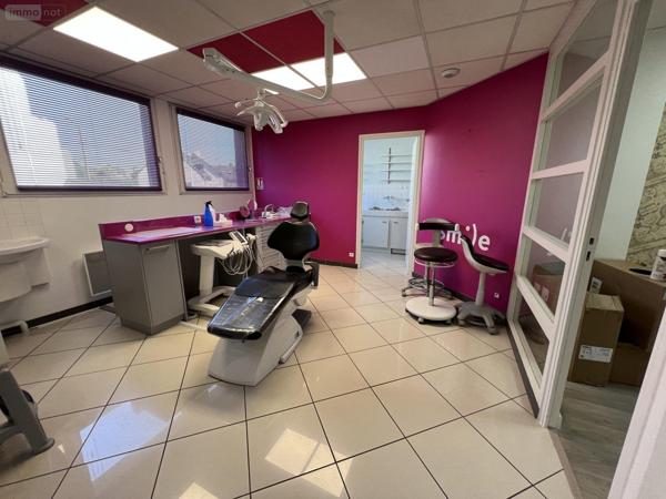 Local Professionnel et commercial à vendre à Rennes en Ille-et-Vilaine (35000), ref : VP070-35018