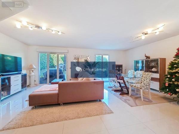 Maison à vendre à Prévessin-Moëns dans l'Ain (01280), ref : 01047-756