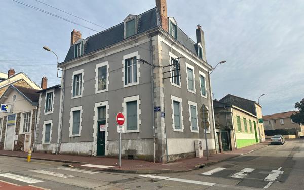 Maison à vendre    8 pièces •  Limoges