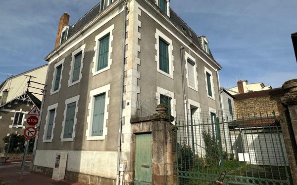 Maison à vendre    8 pièces •  Limoges