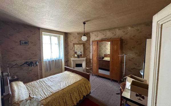 Maison à vendre    8 pièces •  Limoges