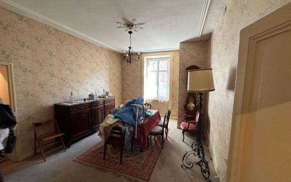 Maison à vendre    8 pièces •  Limoges