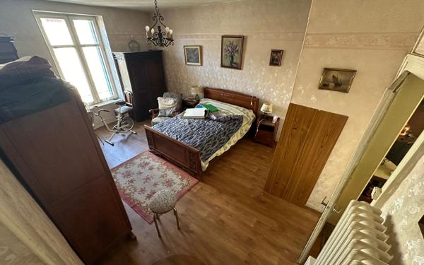 Maison à vendre    8 pièces •  Limoges