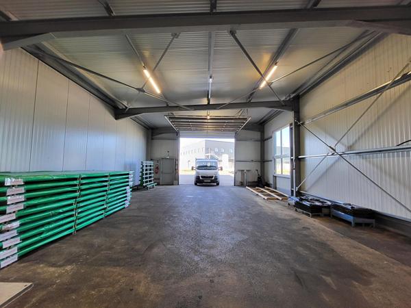 Local d'activité Bouffere 2820 m2 , Bouffere