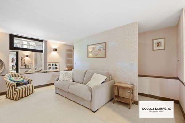 VAUCRESSON — DEMEURE ART DÉCO DE CARACTÈRE