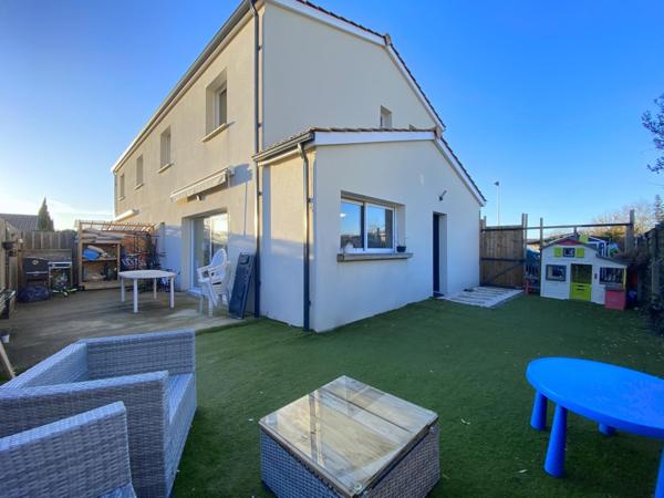 Maison contemporaine de 2021 - 3 chambres + garage