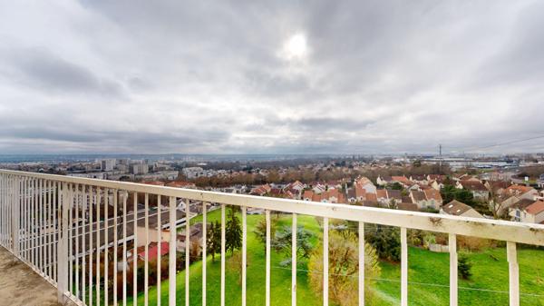 Vente exclusivité Appartement Thiais 4 pièces 75.43 m2 - cave - parking - balcons