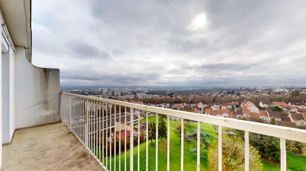 Vente exclusivité Appartement Thiais 4 pièces 75.43 m2 - cave - parking - balcons