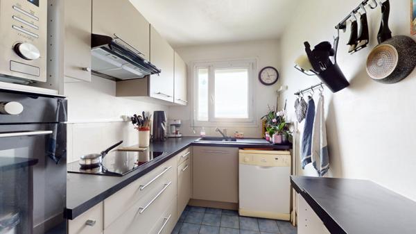 Vente exclusivité Appartement Thiais 4 pièces 75.43 m2 - cave - parking - balcons