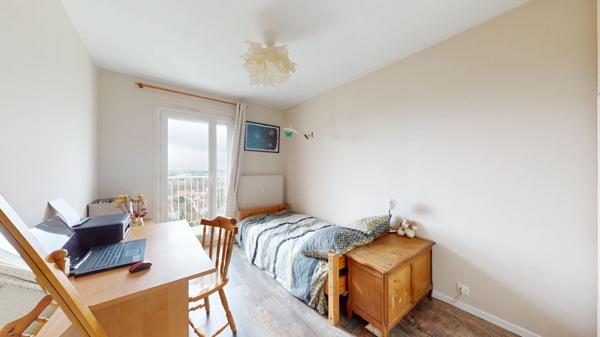 Vente exclusivité Appartement Thiais 4 pièces 75.43 m2 - cave - parking - balcons