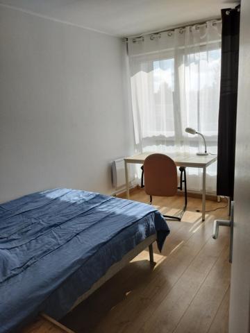 Maison 6P 5 Chambres à qqs minutes à pied de l'ESSEC