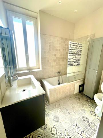 Maison à LA SEYNE-SUR-MER, 83500 - 10 pièces 172m²
