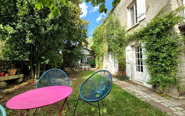 Maison à vendre    9 pièces •  Chambourcy