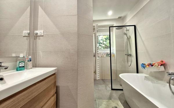 Maison à vendre    9 pièces •  Chambourcy