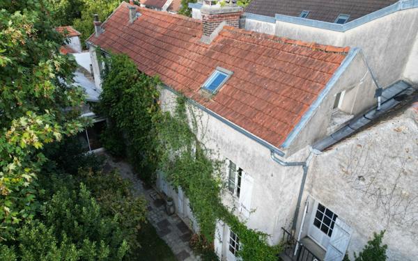 Maison à vendre    9 pièces •  Chambourcy