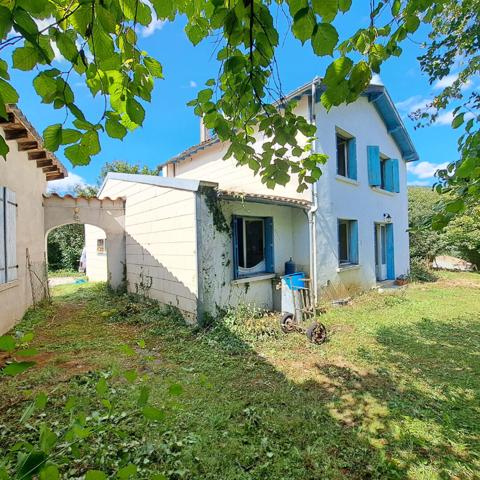 A VENDRE MAISON 100 M² 4 CHAMBRES / JARDIN 1700 M² / GARAGE