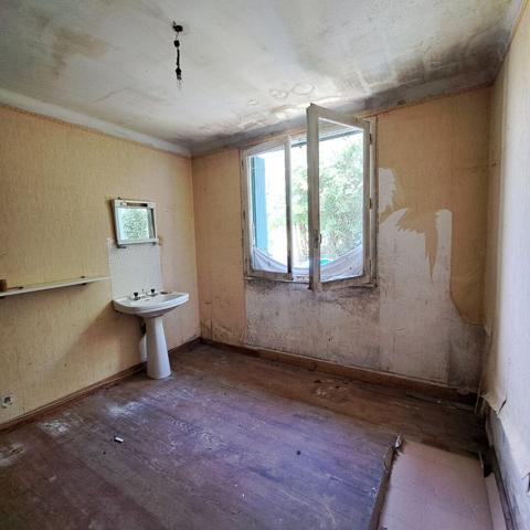 A VENDRE MAISON 100 M² 4 CHAMBRES / JARDIN 1700 M² / GARAGE