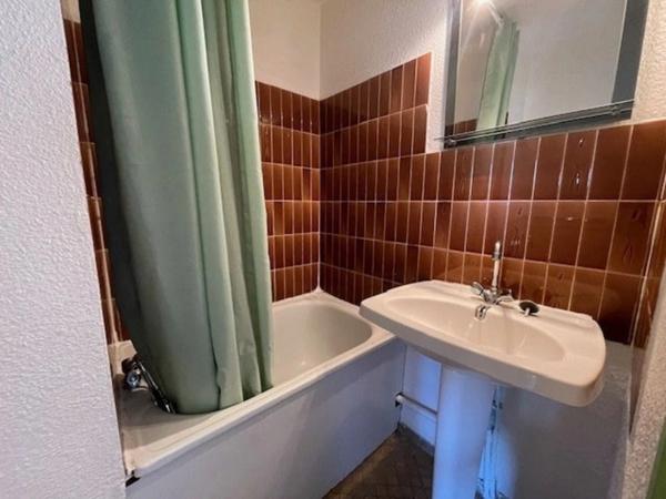 Cap d'Agde, charmant studio mezzanine avec terrasse et piscine, La Pinède