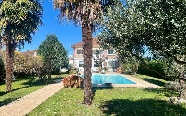 Maison à vendre    5 pièces • 169 m2 Laloubère