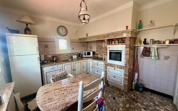 Maison à vendre    5 pièces • 169 m2 Laloubère