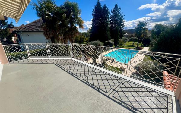 Maison à vendre    5 pièces • 169 m2 Laloubère