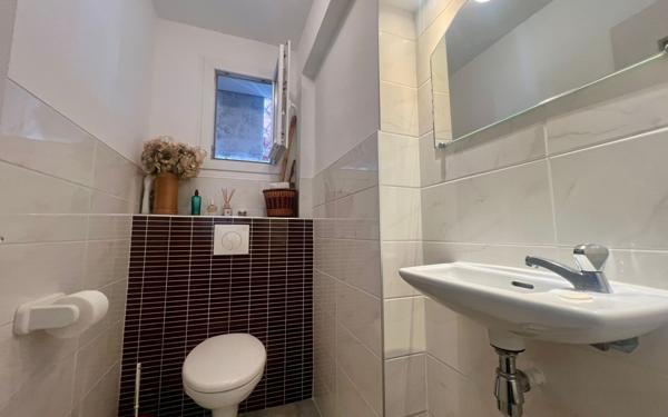 Maison à vendre    5 pièces • 169 m2 Laloubère