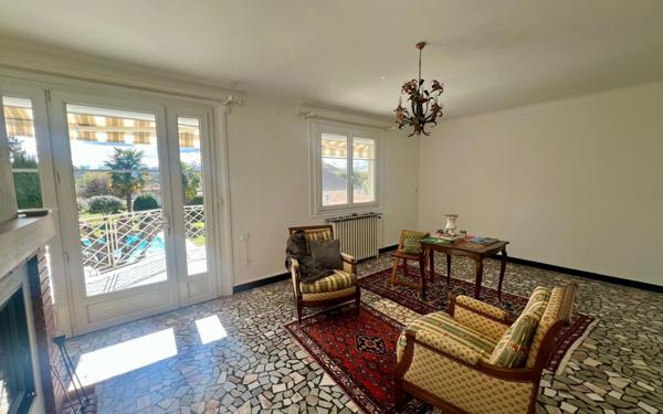 Maison à vendre    5 pièces • 169 m2 Laloubère