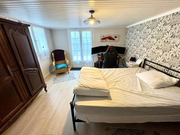 Exclusivité - Ensemble comprenant maison et appartement 140 m2 sur 3902 m2 de terrain