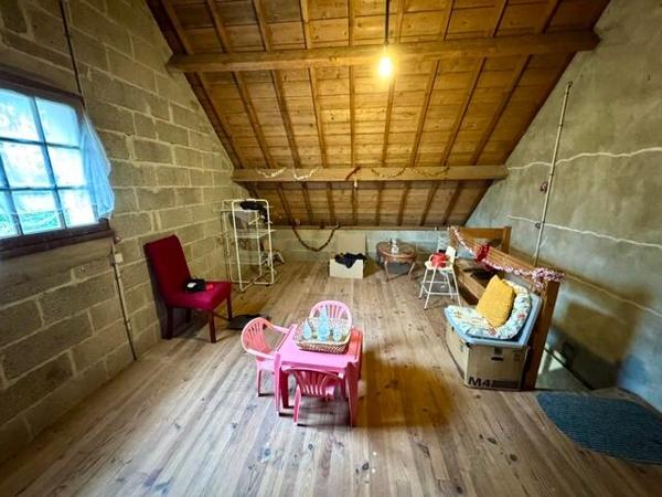 Exclusivité - Ensemble comprenant maison et appartement 140 m2 sur 3902 m2 de terrain