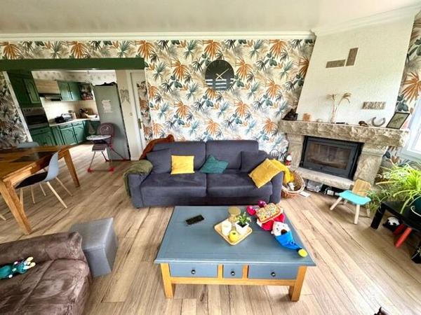 Exclusivité - Ensemble comprenant maison et appartement 140 m2 sur 3902 m2 de terrain