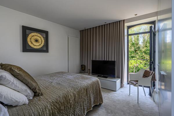 Vente Maison de luxe Quéven 8 Pièces 218 m²