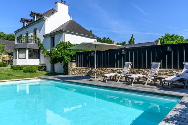 Vente Maison de luxe Quéven 8 Pièces 218 m²