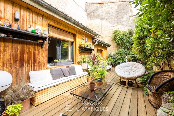 Sublime appartement rénové avec terrasse aux Chartrons