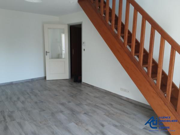 Appartement à louer Pontivy : 2 pièces, 59m² avec 1 chambre(s) à 650€ - AJP Immobilier Pontivy