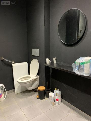 Local commercial à louer à Bailleul dans le Nord (59270), ref : FLOCB706