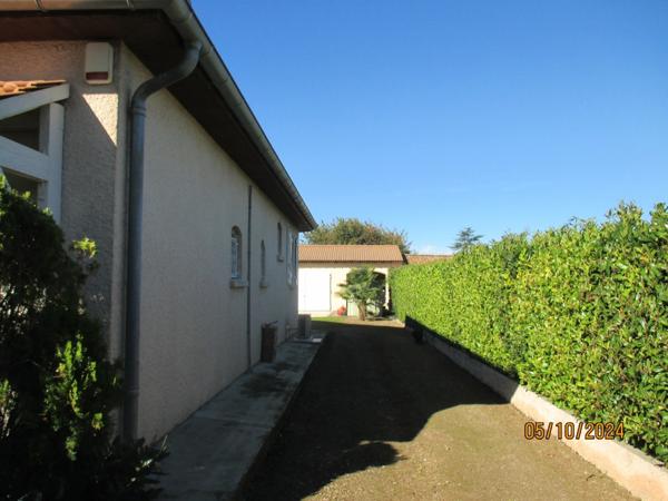 Maison à vendre 8 pièces (09)