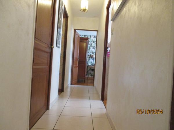 Maison à vendre 8 pièces (09)