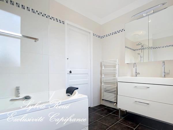 Dpt Val de Marne (94), à vendre VITRY SUR SEINE maison P7 de 190 m² - Terrain de 476 m²