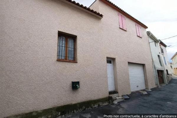 Maison de ville avec cour! Grand garage