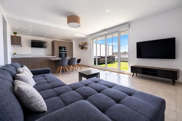 Appartement Mandelieu La Napoule 3 pièce(s) dernier étage plein sud