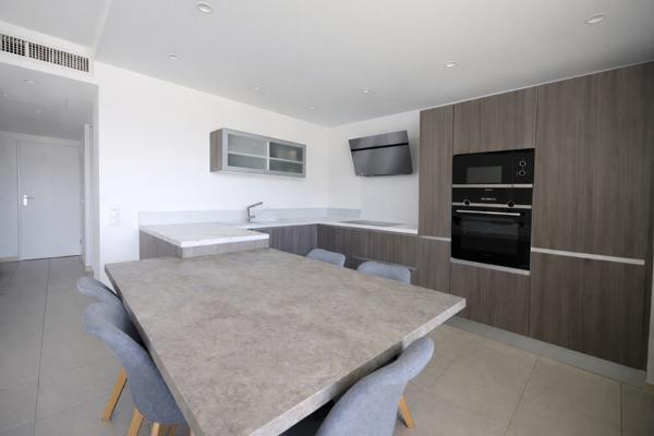 Appartement Mandelieu La Napoule 3 pièce(s) dernier étage plein sud