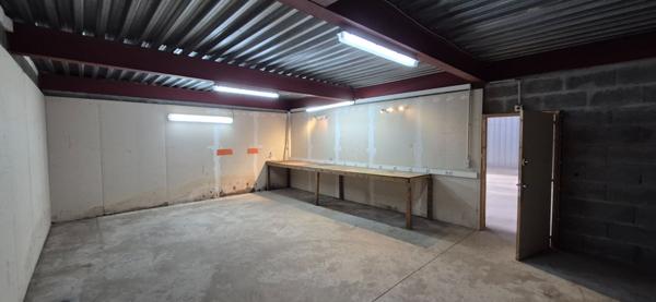 A LOUER - 190 m2 - Entrepôt Vertou