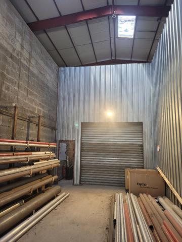 A LOUER - 190 m2 - Entrepôt Vertou
