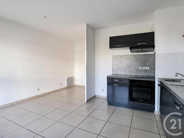 Appartement T2 à vendre  2 pièces - 40 m2 MARSEILLE - 13008