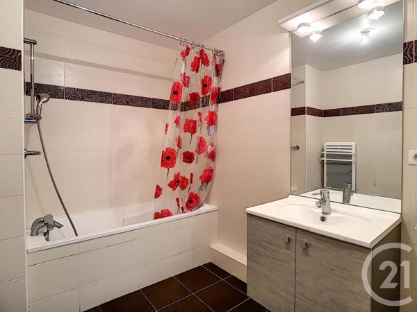 Appartement T2 à vendre  2 pièces - 40 m2 MARSEILLE - 13008