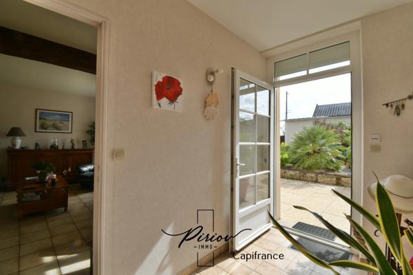 Propriété 5 chambres, dépendances, proche commerces et services