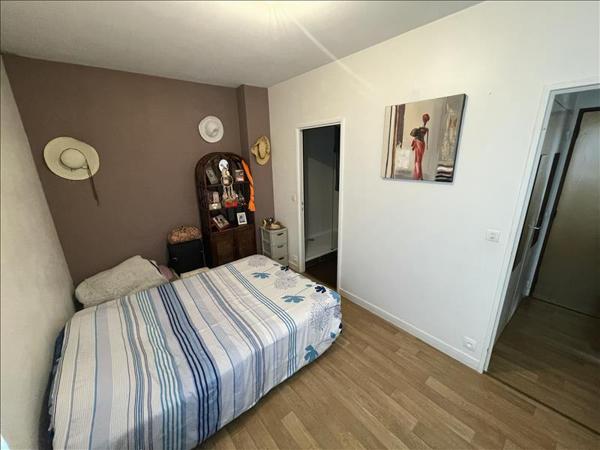 Appartement à louer 620 € CC TOURS 2 p 42 m² DPE E
