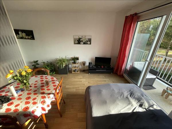 Appartement à louer 620 € CC TOURS 2 p 42 m² DPE E
